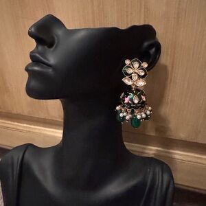 Elegant Green and Gold Floral Jhmki